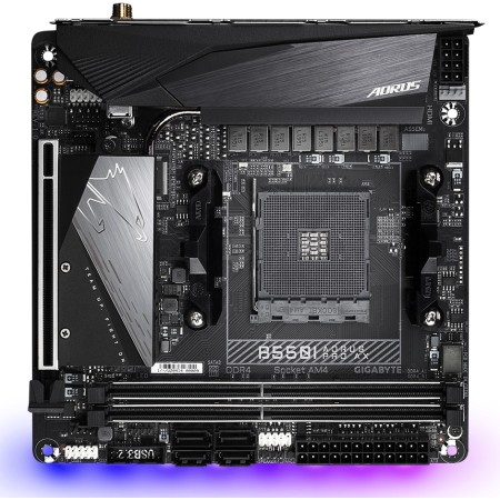 Материнська плата GIGABYTE B550I AORUS PRO AX (B550I AORUS PRO AX)