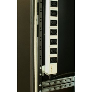 Блок PDU 1U, 8 розеток IEC C13,вилка IEC320 C20, к абель живлення 3м IP-BA-C08C300016